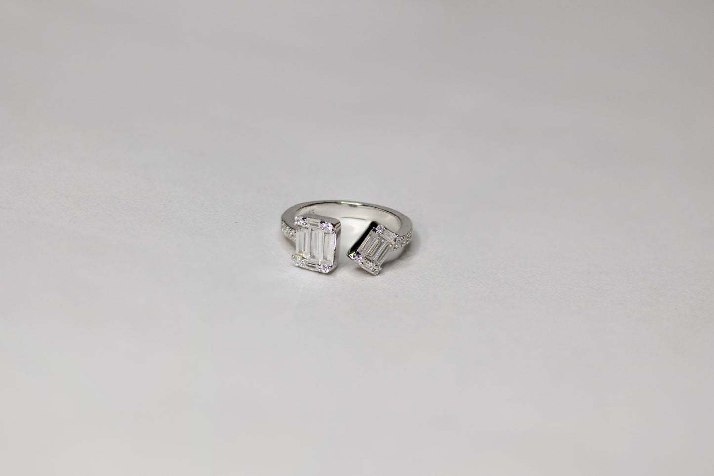 Crystal Tilted Ring